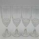 4 Luminarc glass flutes
