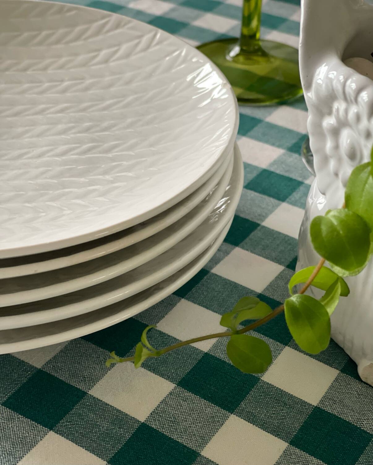 Lot De 3 Assiettes à Dessert Churchill – 19 Cm – Rose Et Blanc à Pois – État Neuf
