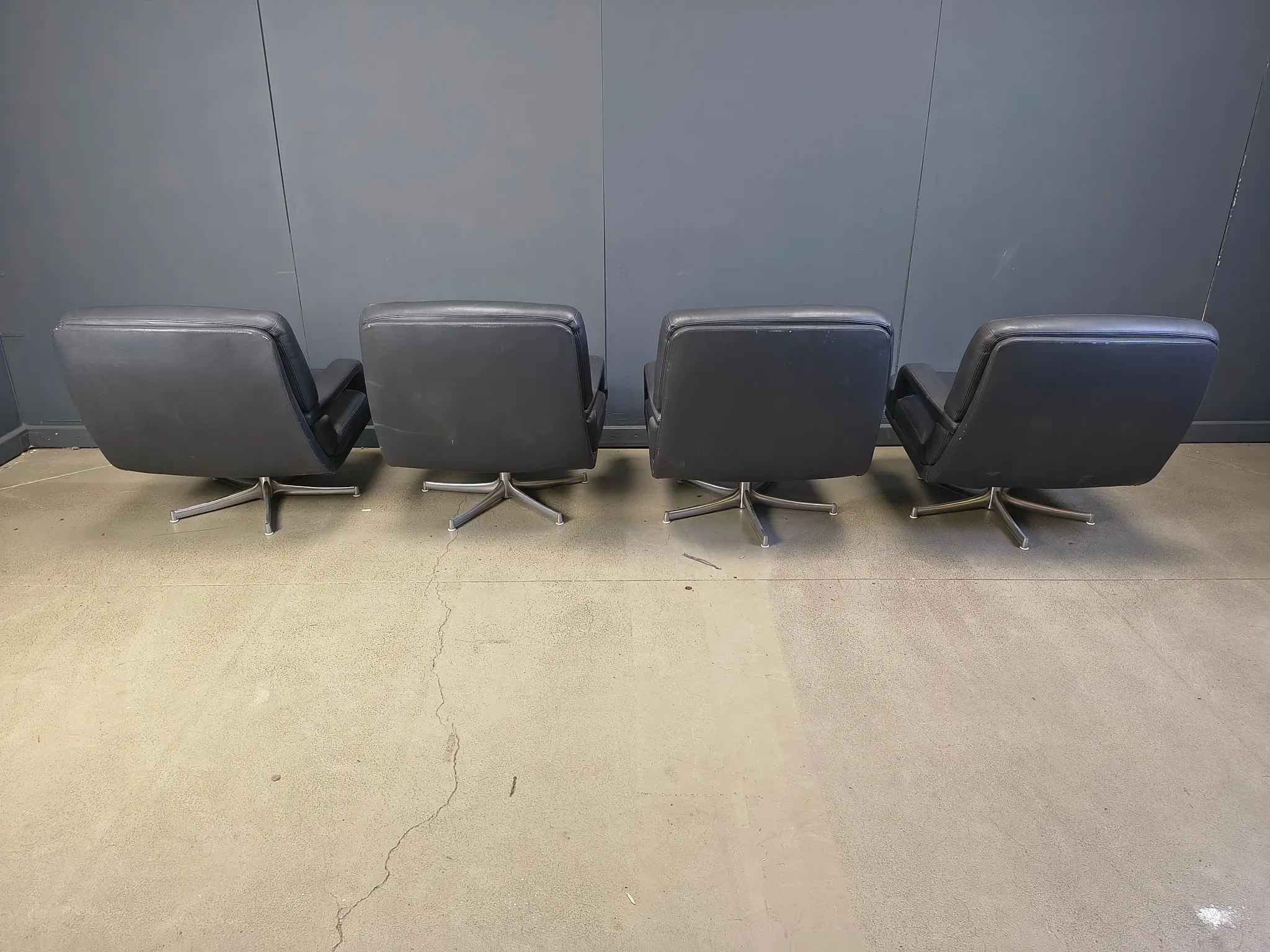 Set of 4 swivel chairs by Bernd Munzebrock for Walter Knoll, 1970s
