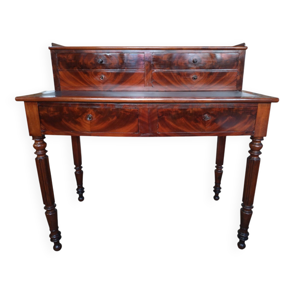 Bureau à gradin