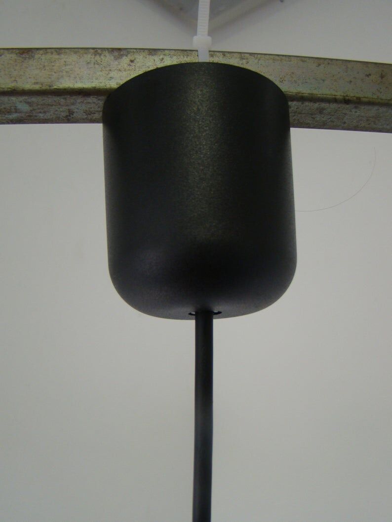 Vintage suspension by Staff