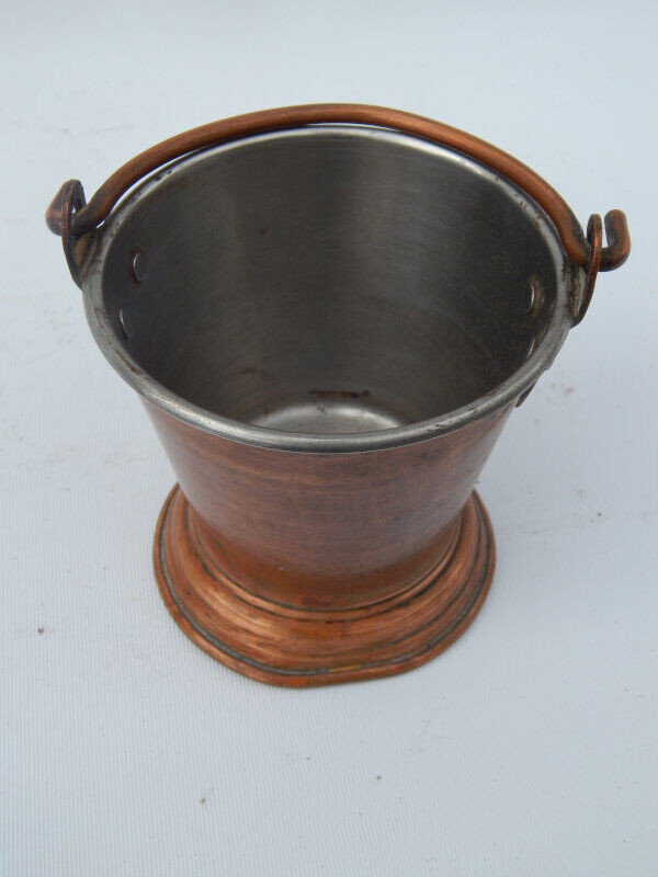 Copper bucket