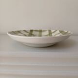 Moulin des Loups presentation dish tablecloth model