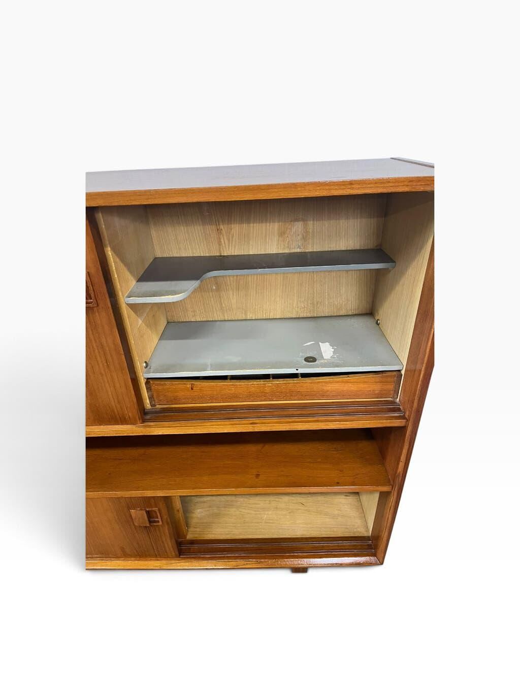 Vintage wooden bar/buffet furniture