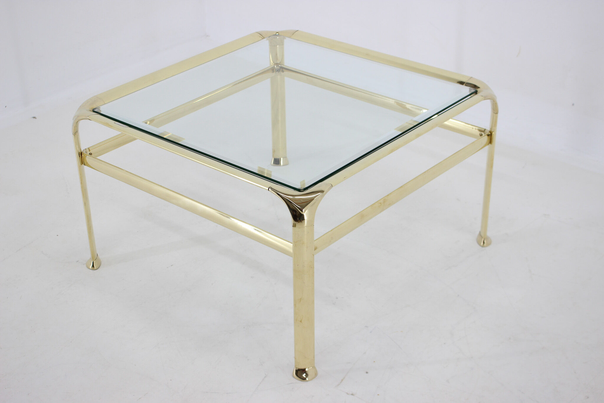 Table basse, laiton & verre, Mauro Lipparini  1970's, italie