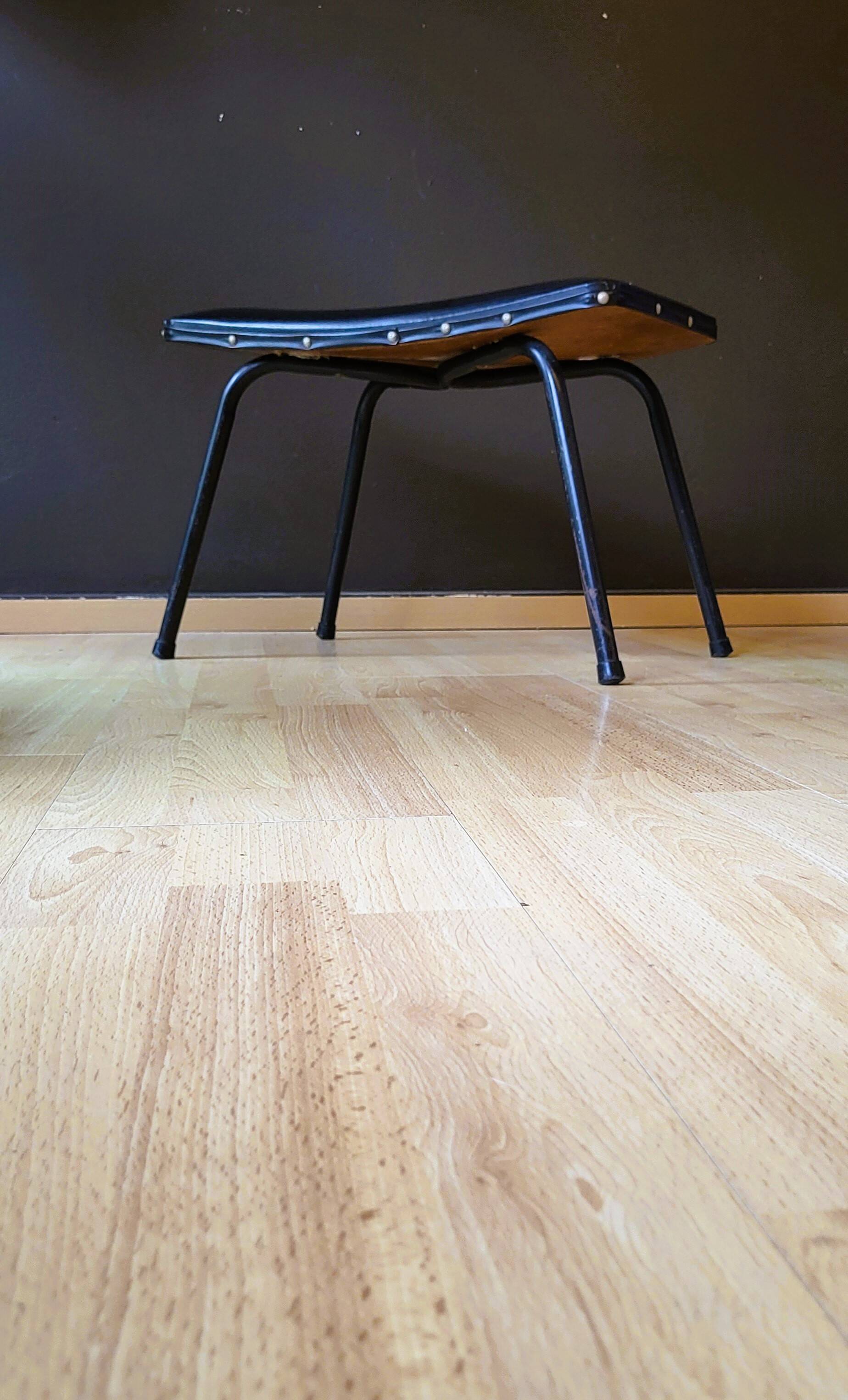 Pierre Guariche for Meurop Vintage "Taurus" Stool 60'
