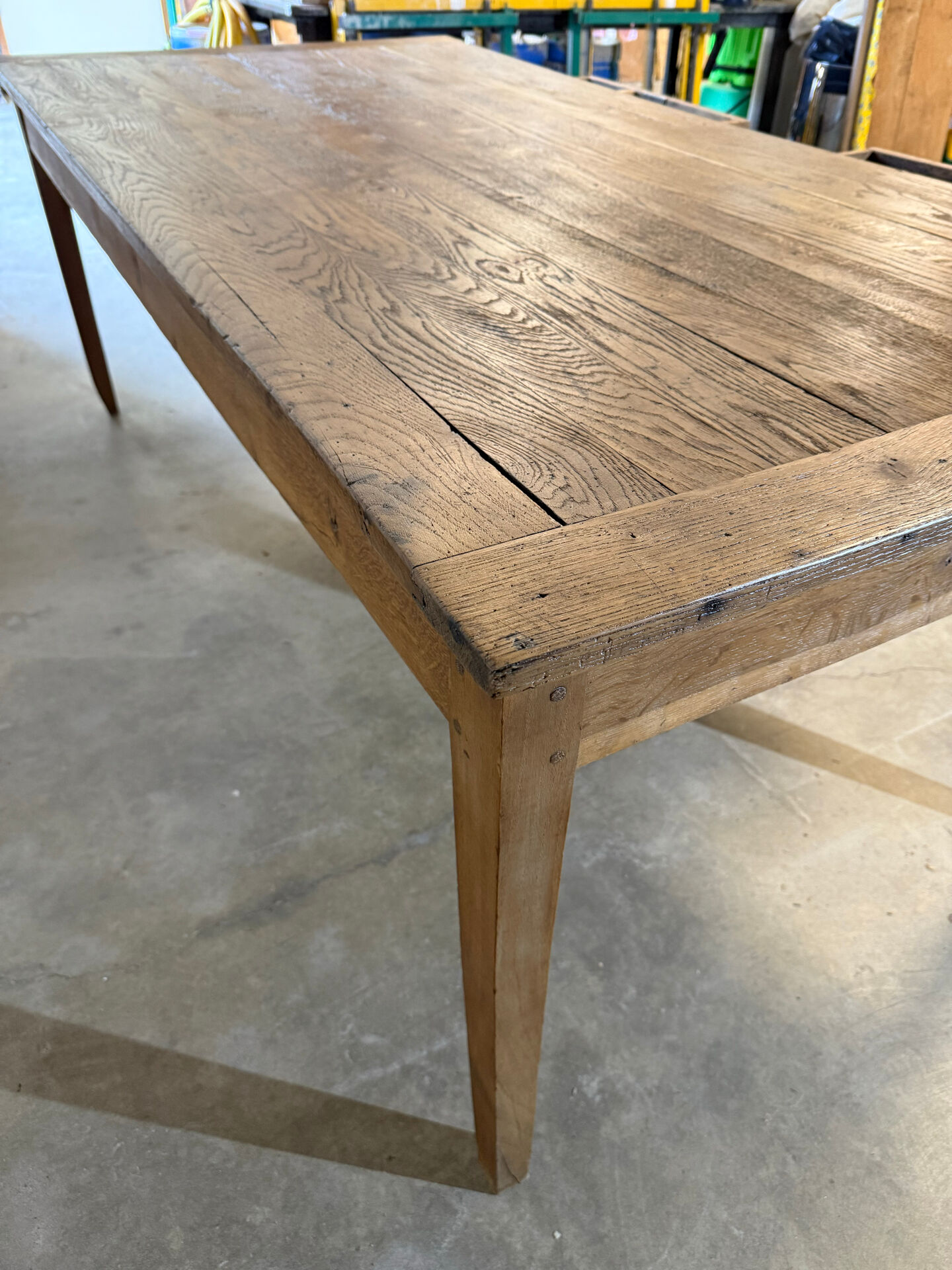 Farm table