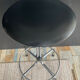 Tabouret vintage tubulaire chromé et simili noir