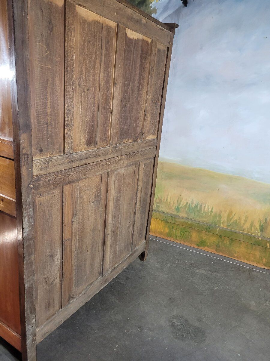 Mountain wardrobe in fir from the 19th century