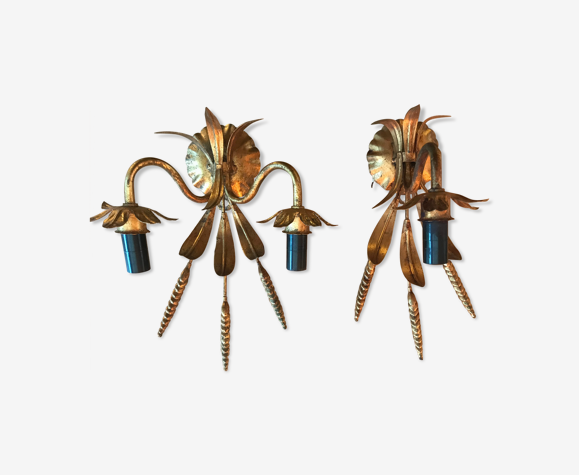 Chandelier and pair of wall sconces of wheat