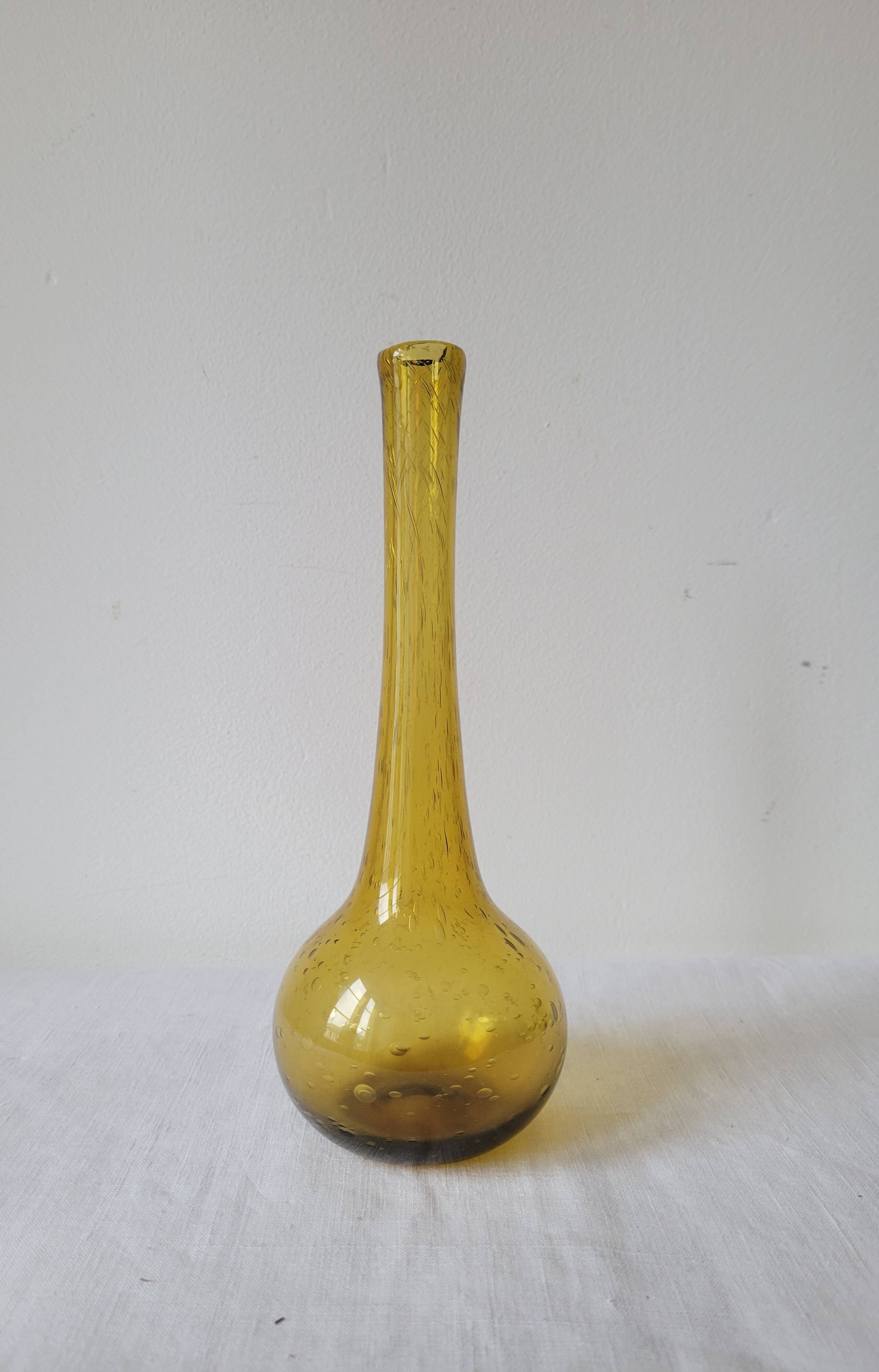 Soliflore vase in amber Biot glass