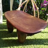Tabouret where african head rests