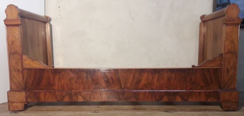 Louis philippe bed in walnut