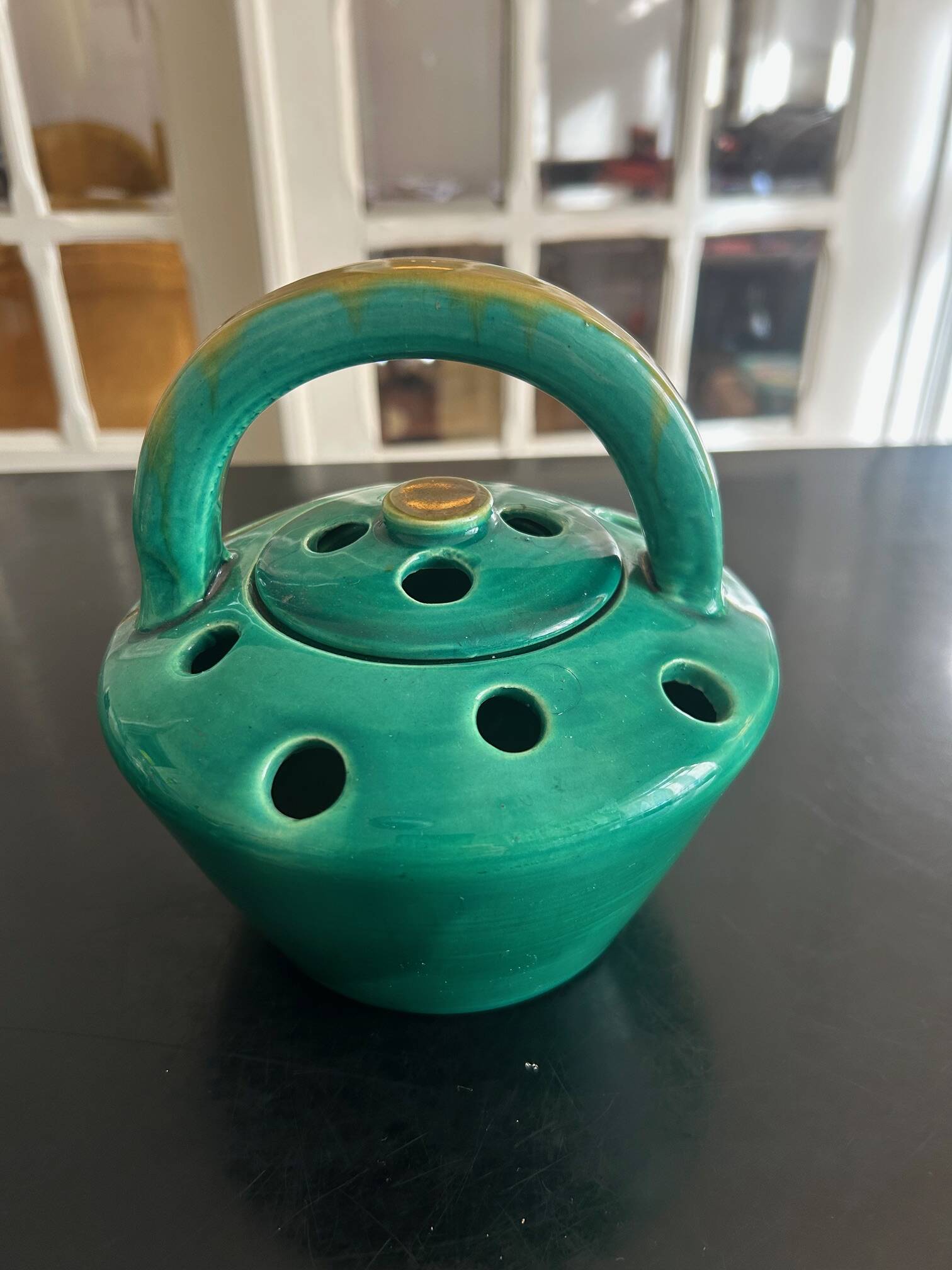 Accolay flower spike vase