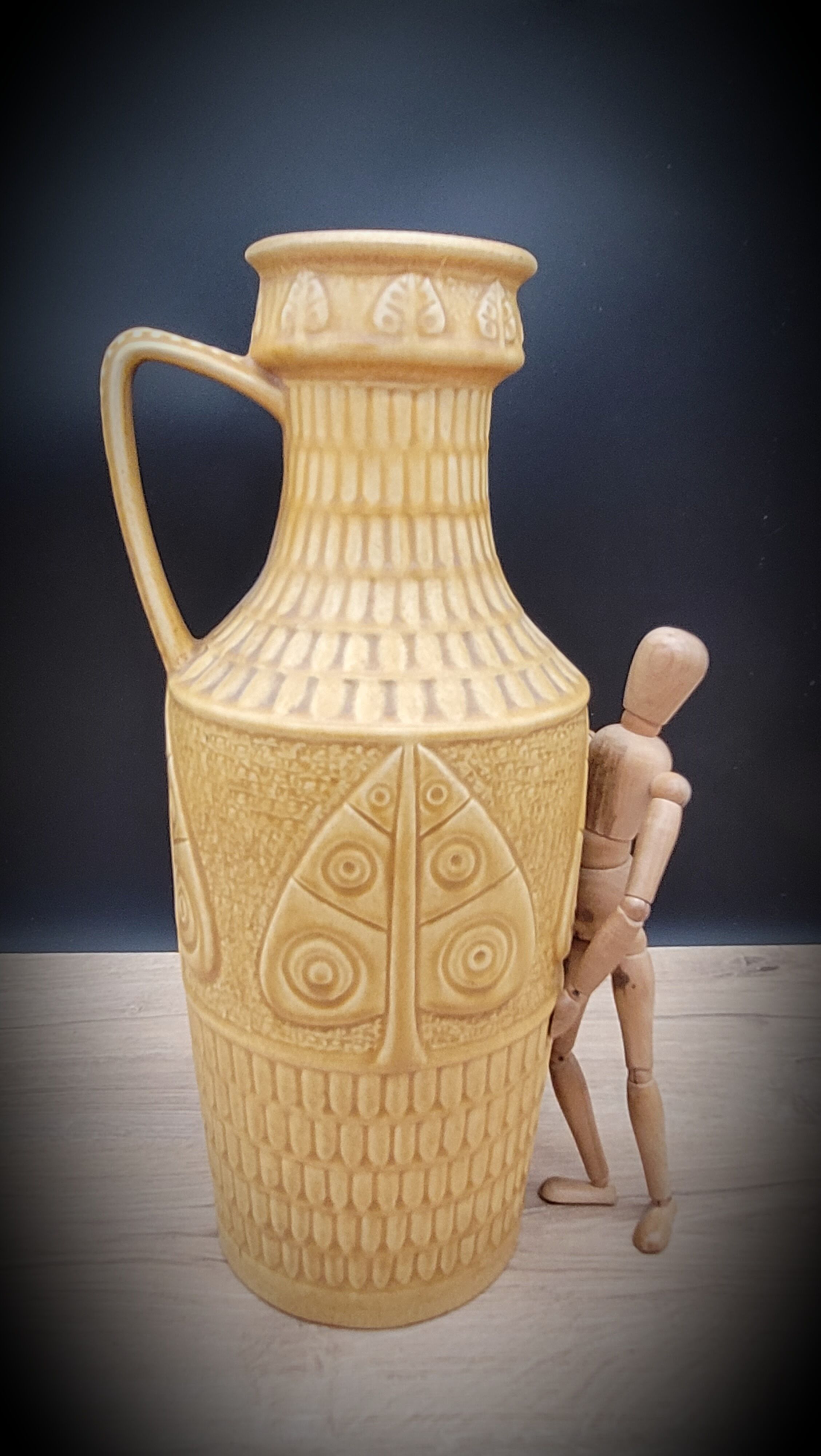 Vase West Germany yellow 269-45