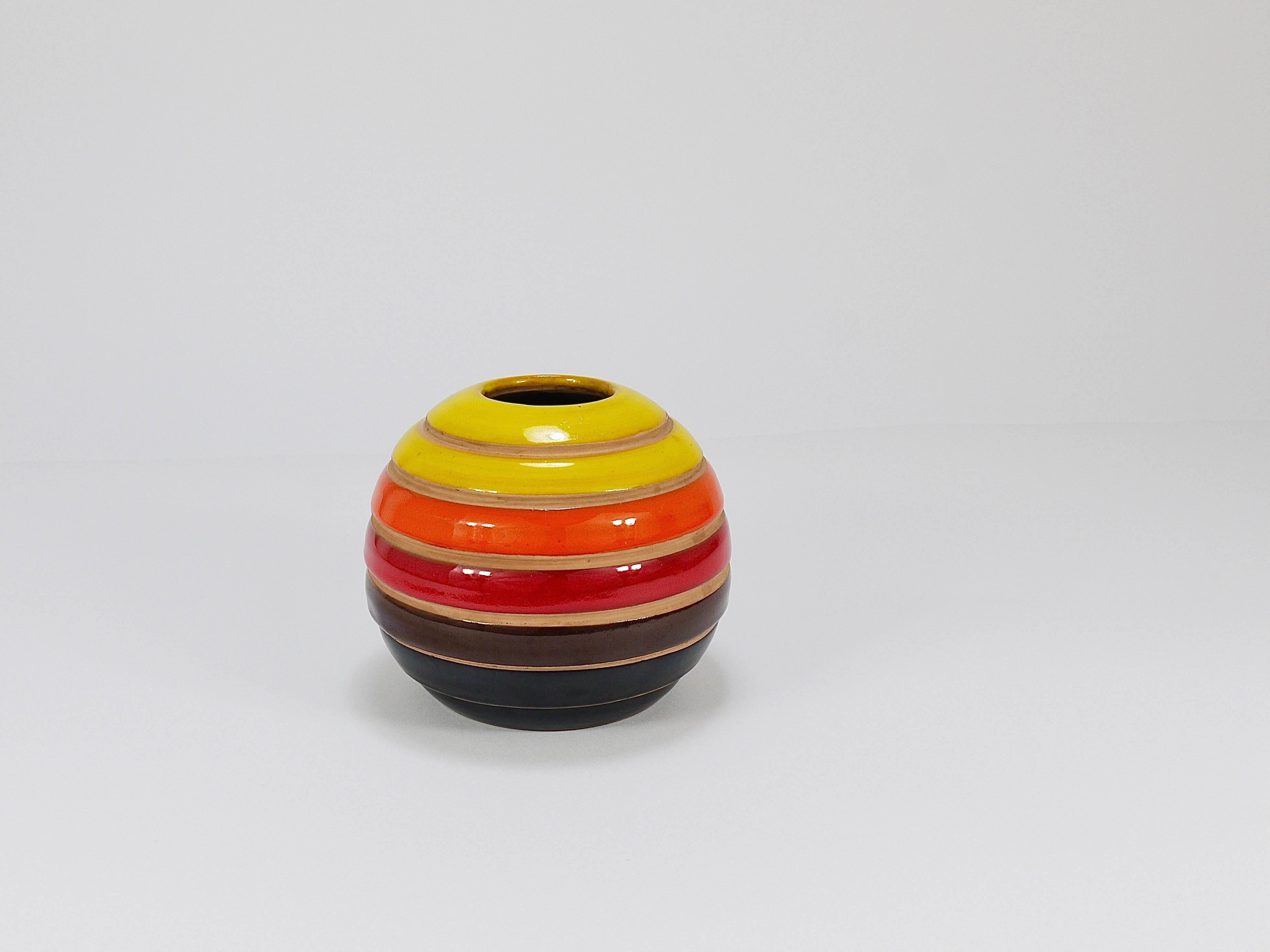 Vase boule en céramique rayé Aldo Londi Bitossi, Italie, 1960s