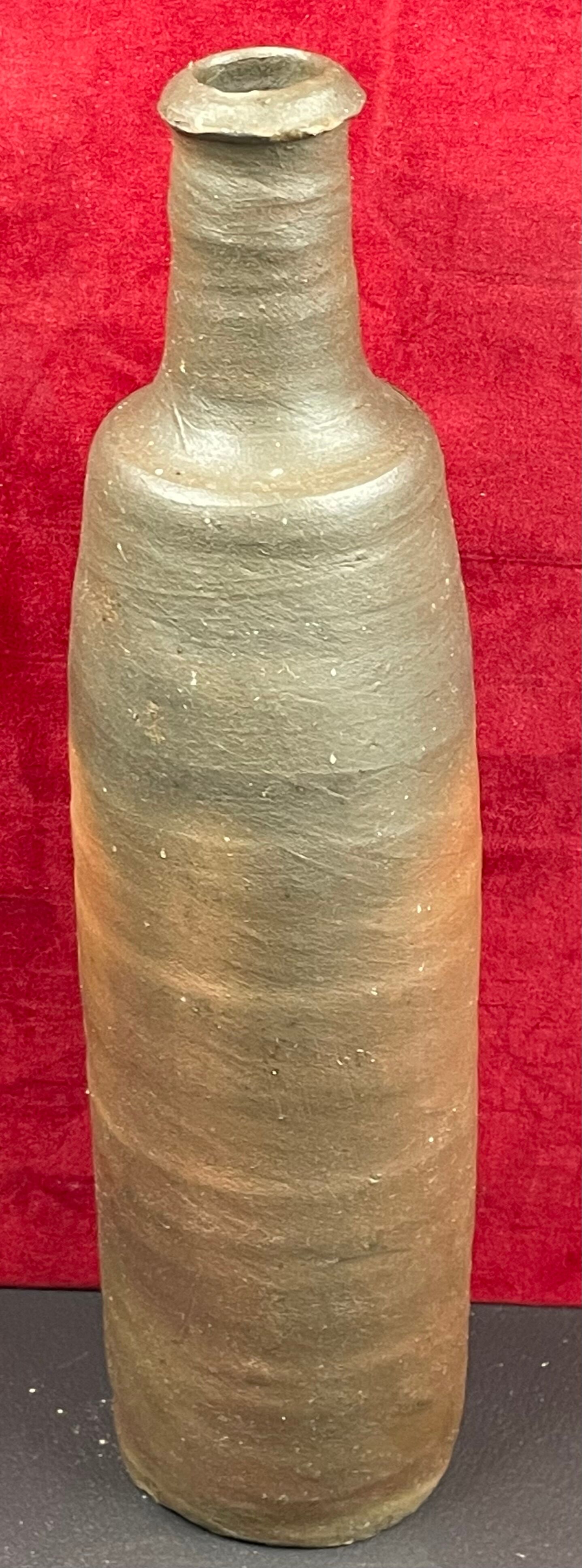 Set of 2 earthenware bottles