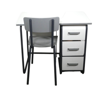 Desk and children's chair 1950