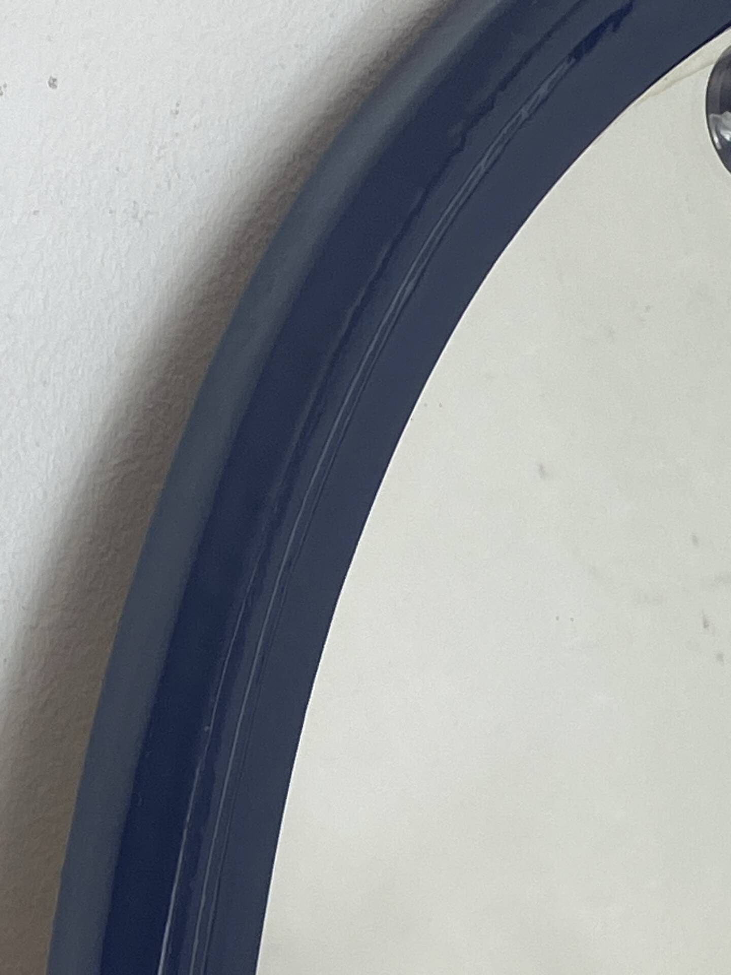 Miroir en fonte bleu nuit 