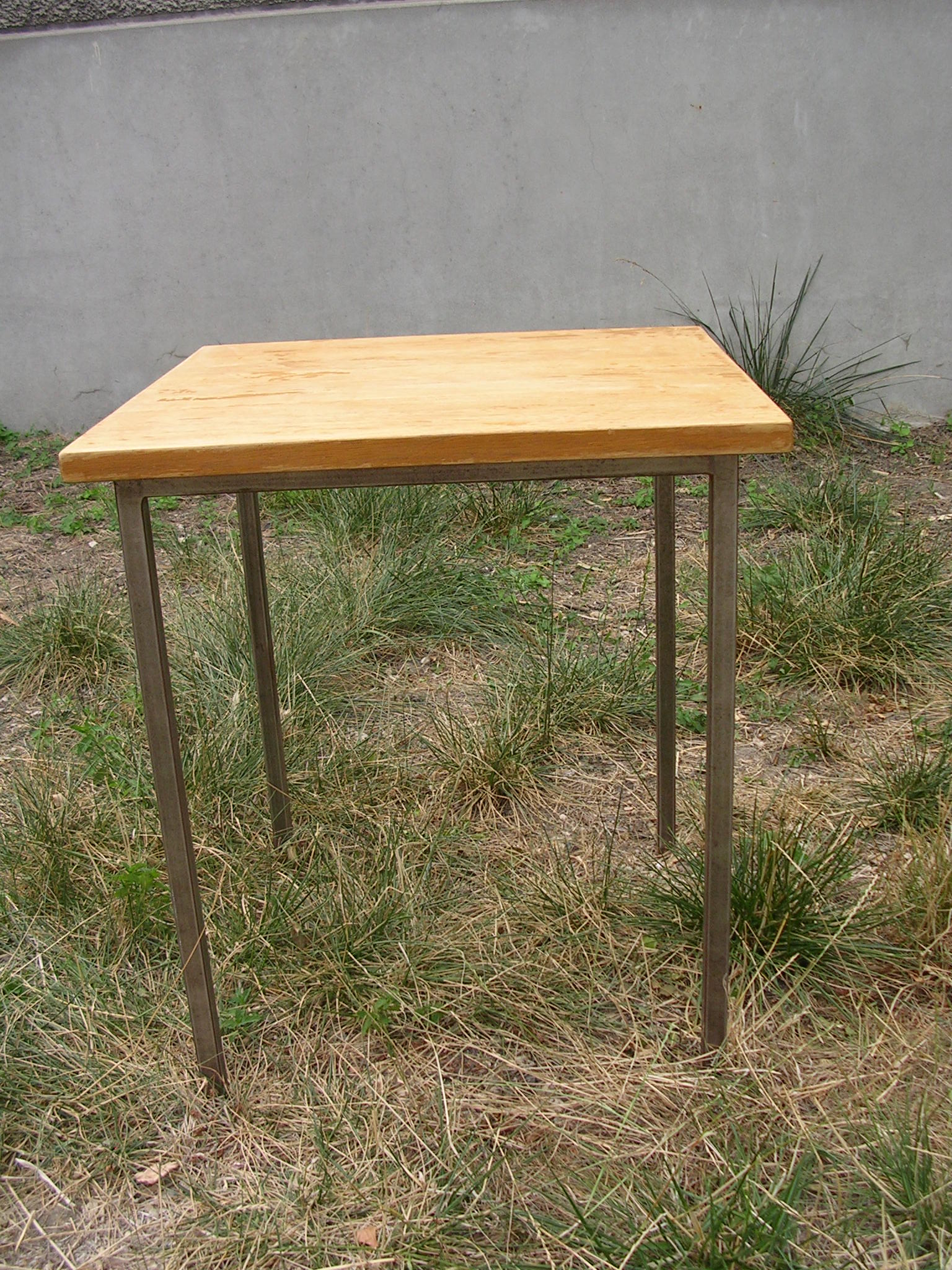 4 tables 1960 wood and metal