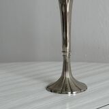 Chic and refined antique metal soliflore