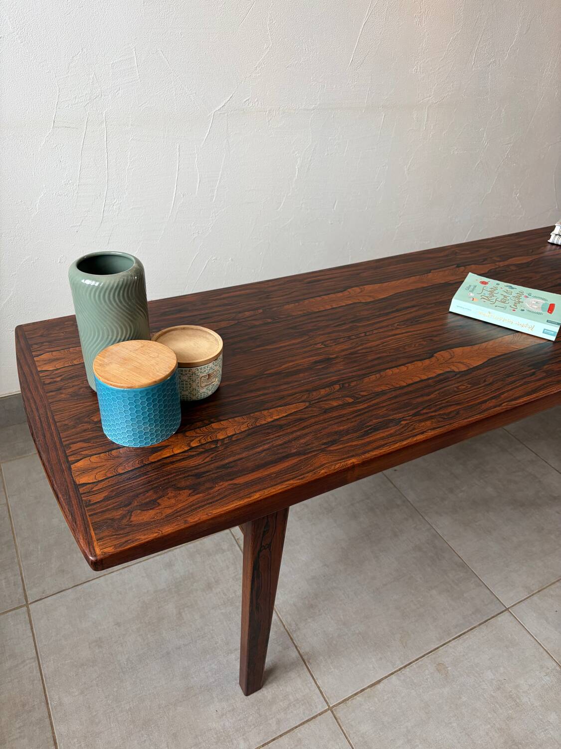 Vintage Scandinavian coffee table in rosewood.