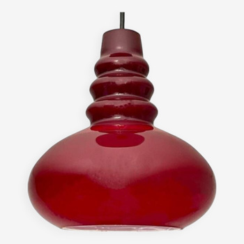 Lampe à suspension opaline rouge Peill & Putzler, années 60 70