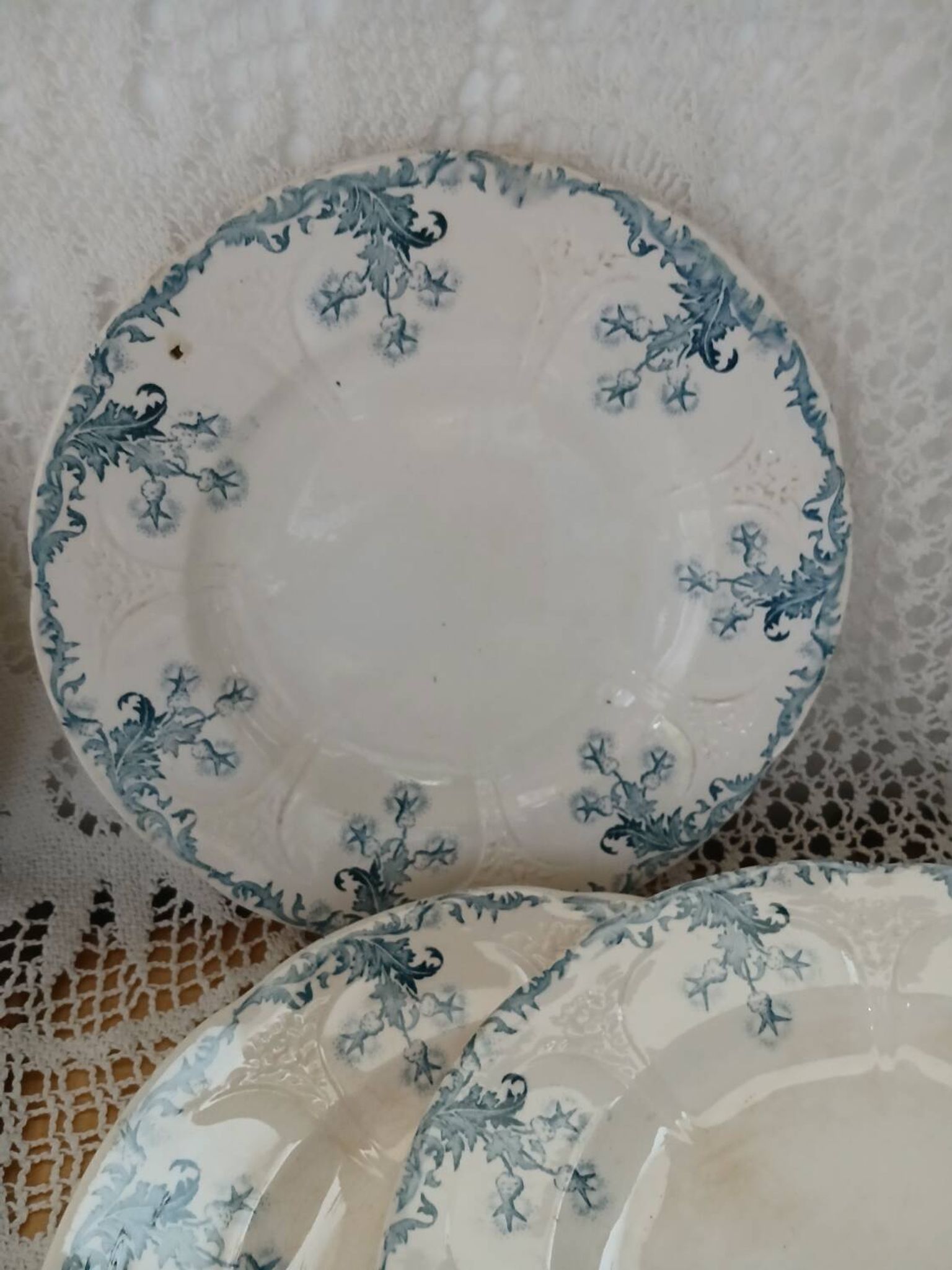 Longwy iron earth dinnerware set