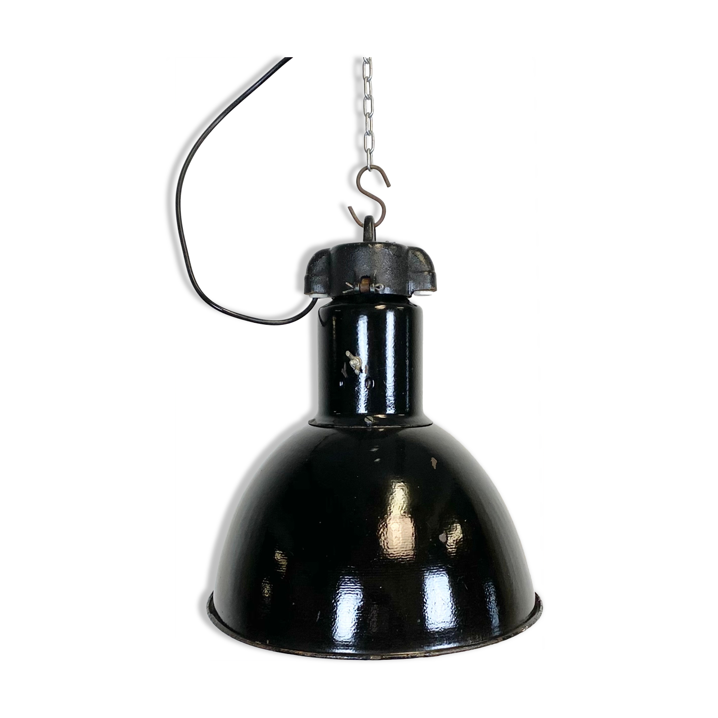 Industrial black enamel pendant light, 1930s
