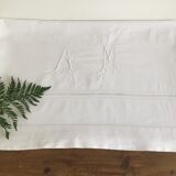 Linge ancien drap brodé monogramme AM