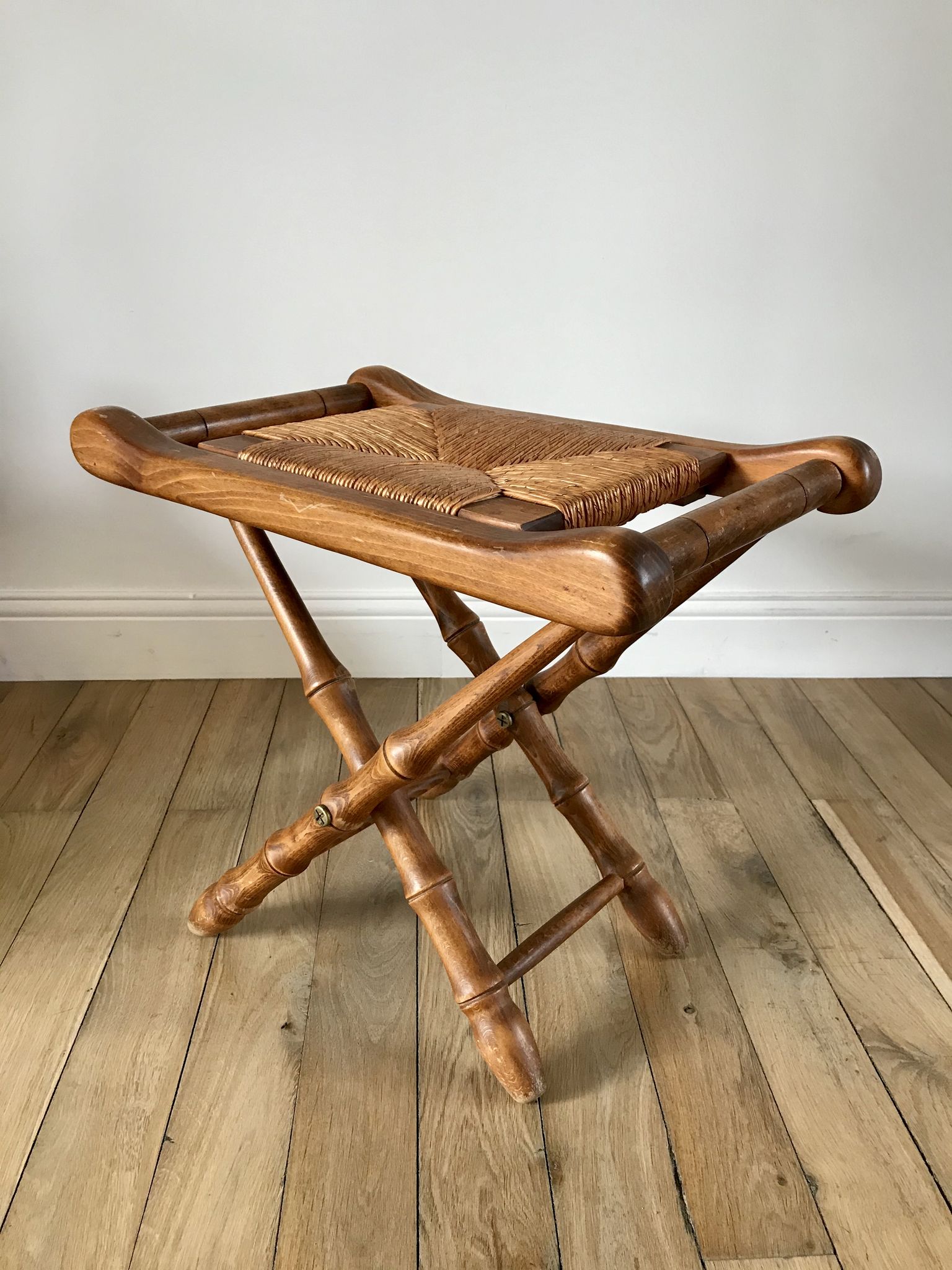 Folding stool in beech wood and mulching years 40-50