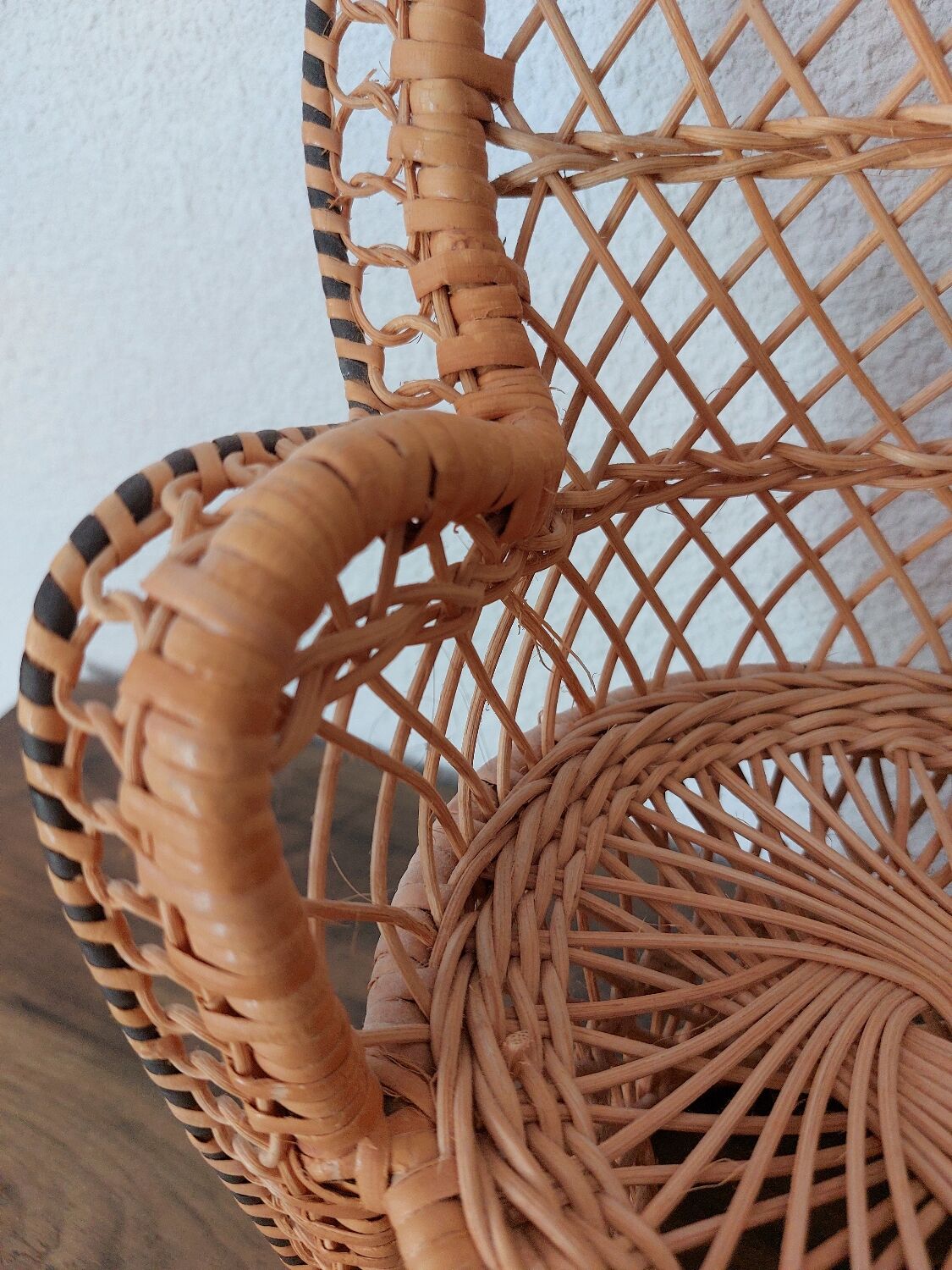 Small emmanuelle armchair for vintage doll wicker / rattan new