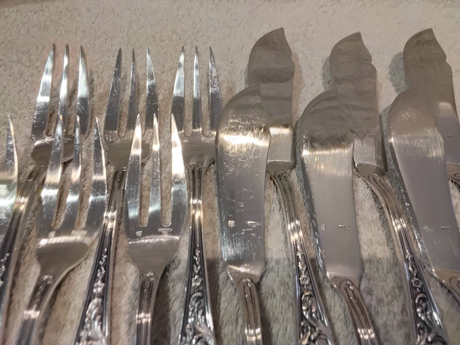 6 forks, 6 fish knives, silver-plated metal, silversmith Ercuis LXV 29