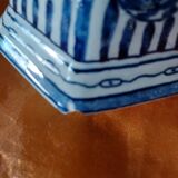 Delfts potiche with lid.