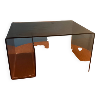 Table basse ou bout de canapé en Plexiglas Michel Dumas