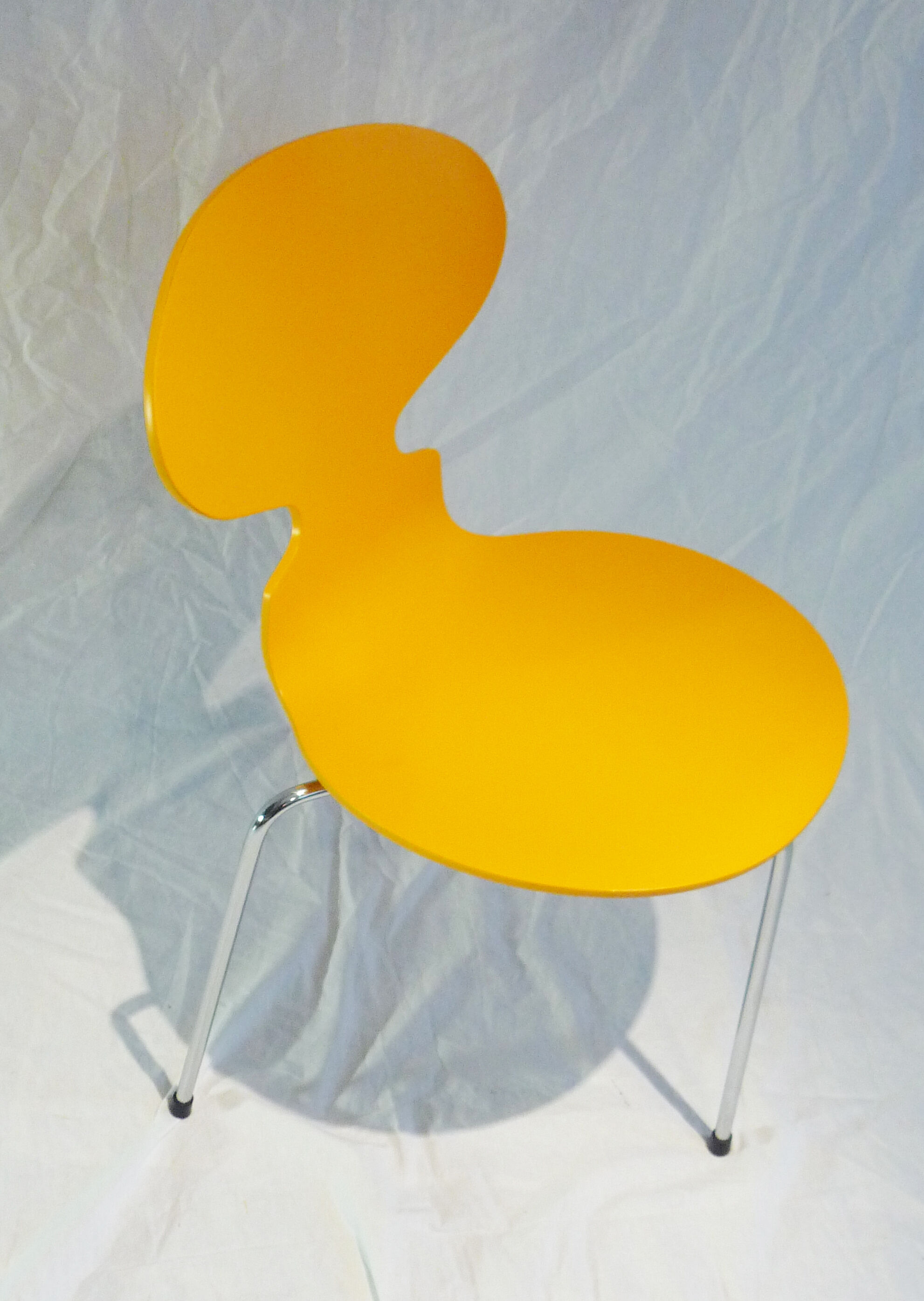 Chair model 3100 "Ant Chair" by Arne Jacobsen