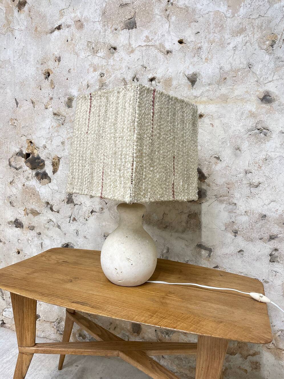Lampe pierre blanche
