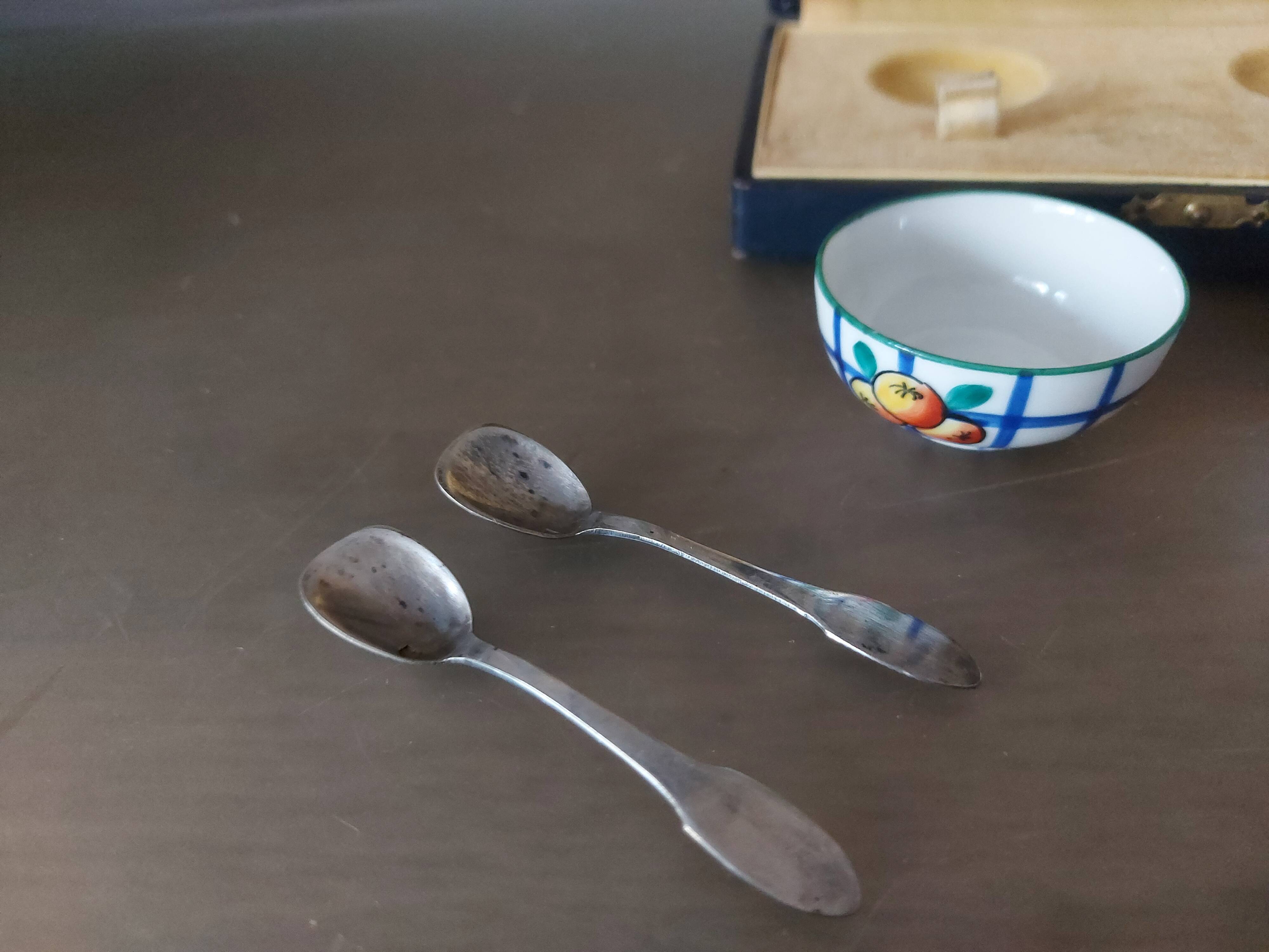 Saleron, pepper maker Limoges porcelain