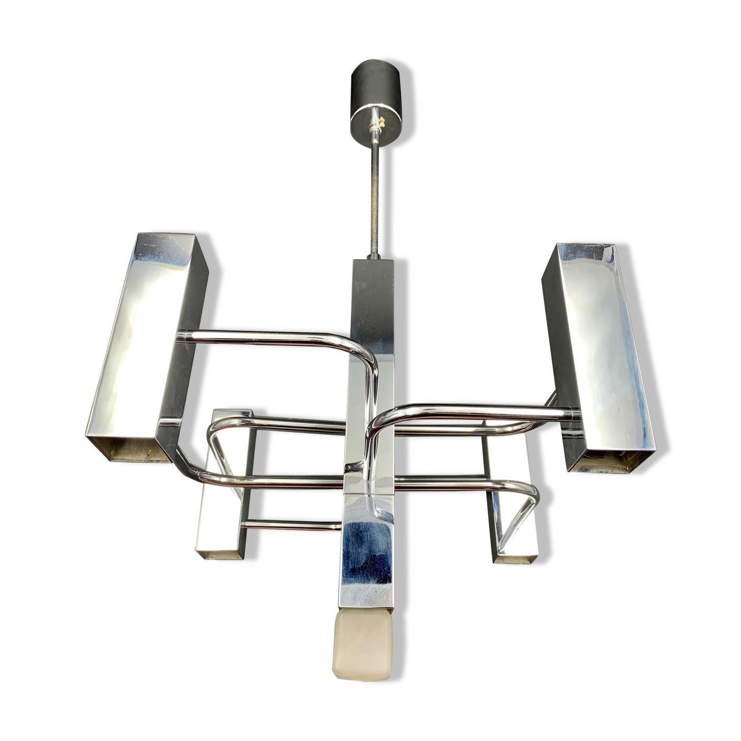 Chandelier by Maison Sciolari distributed by Boulanger