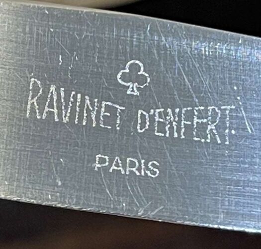 Ménagère Ravinet D'enfert paris 126 pièces et son meuble en chêne