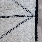 White Marmoucha Moroccan rug - 245 x 154 cm