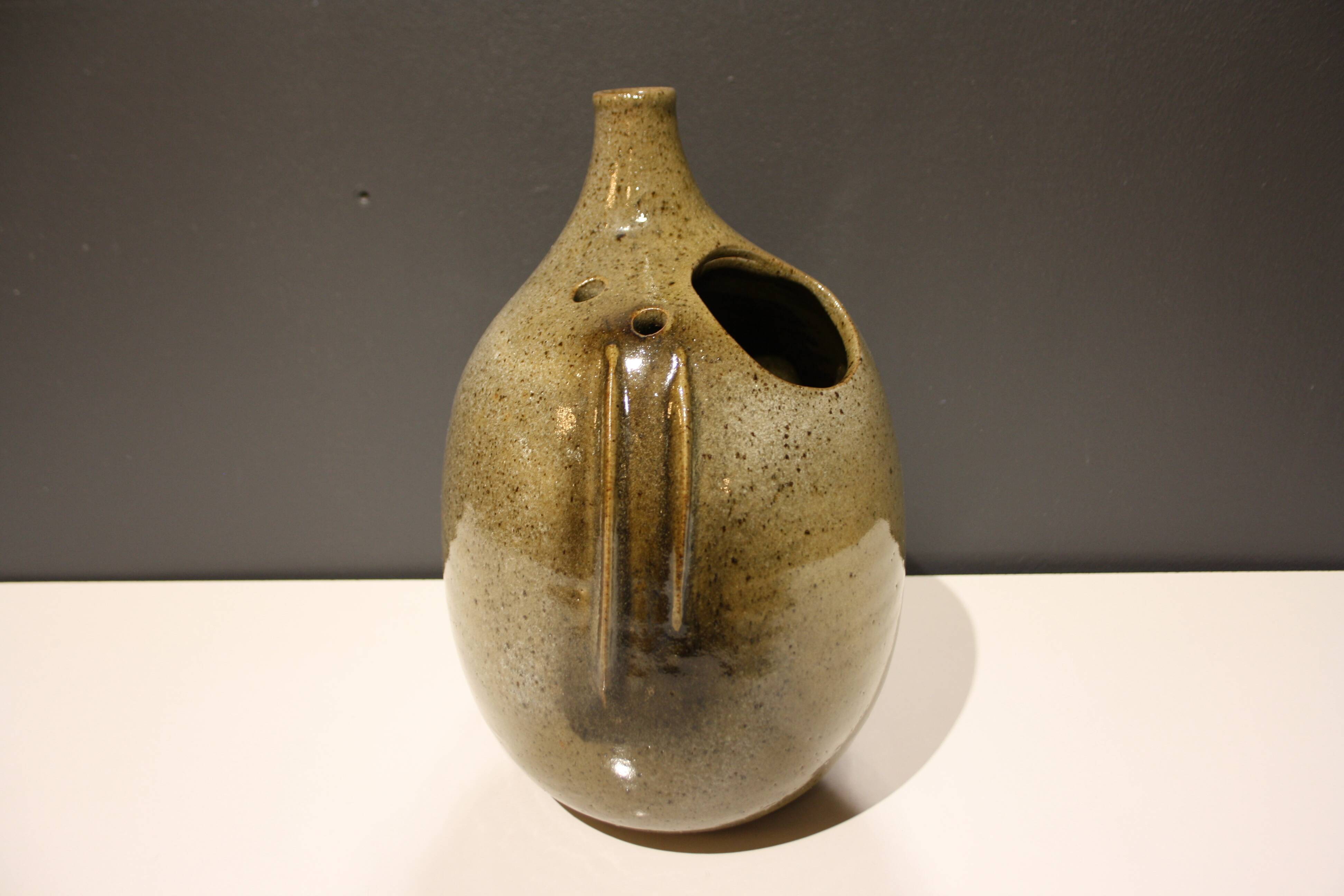 Roland Zobel vase, Les Cyclades workshop