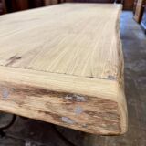 Table en fer forgé artisanal et bois