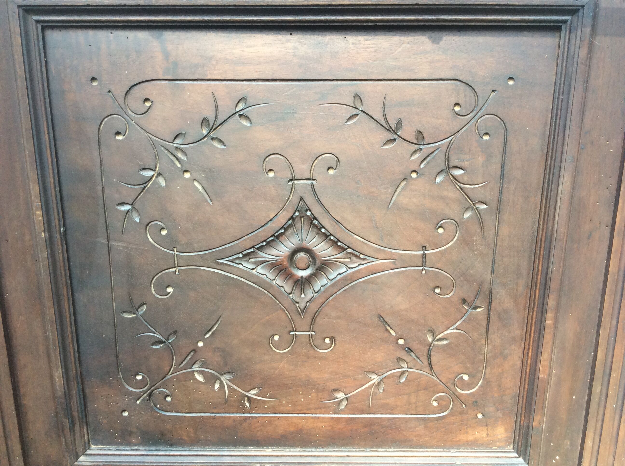 Door coat hat and door parapluise with ice