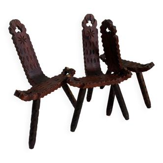 Trio of Brutalist sculptural corner tripod chairs