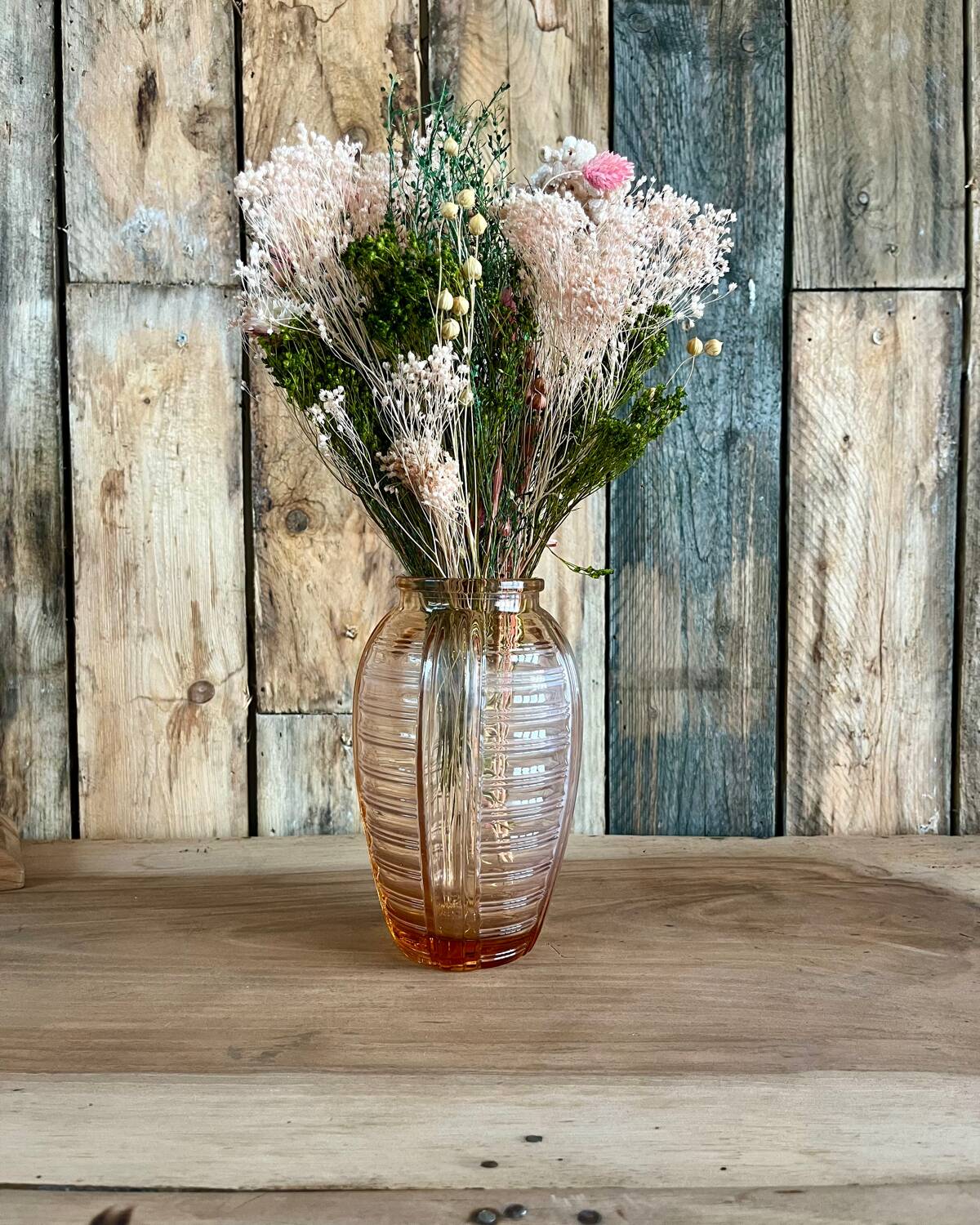 Art Deco vase in pink glass