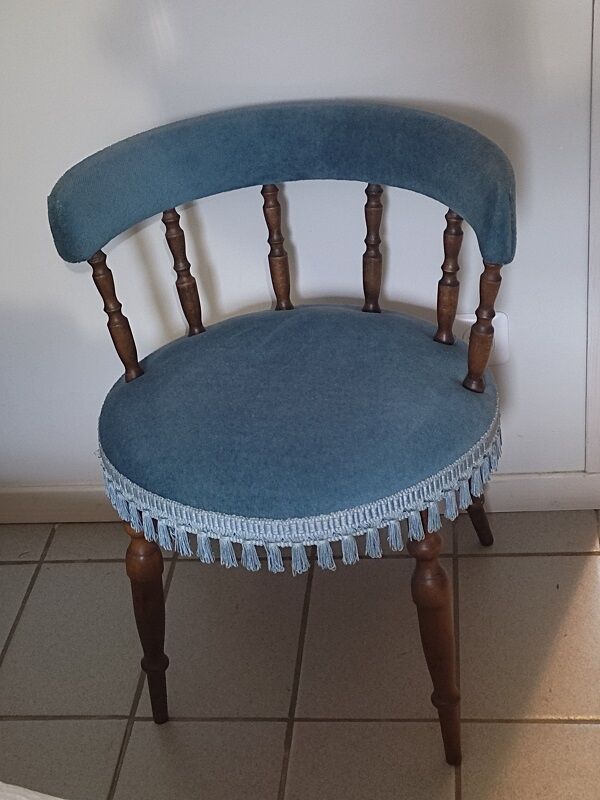 Armchair toad wood velvet fabric blue