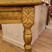 Table de salon style Louis XVI en bois peint