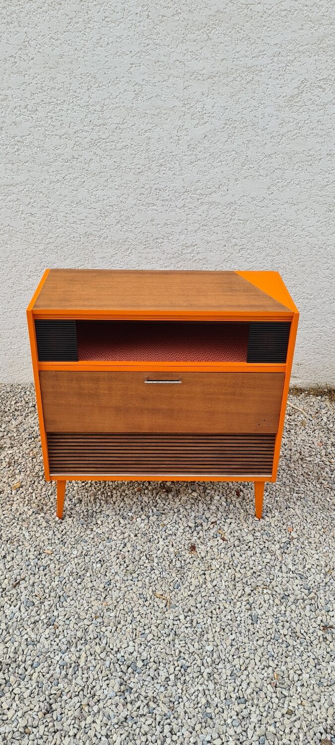 Hi-fi unit redesigned into storage unit