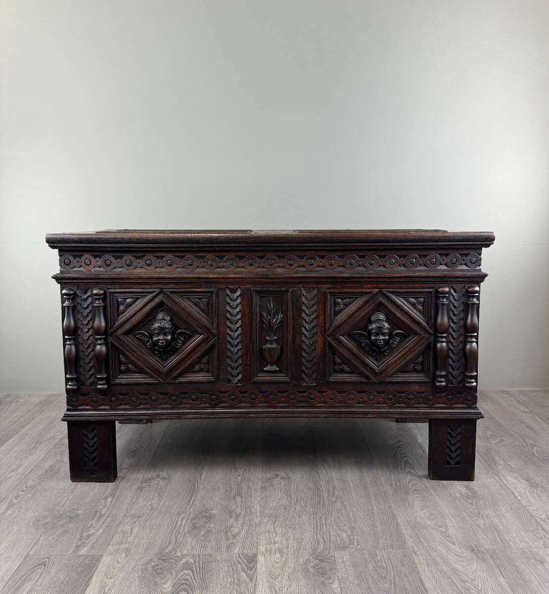 Antique Neo-Renaissance chest, 19th century